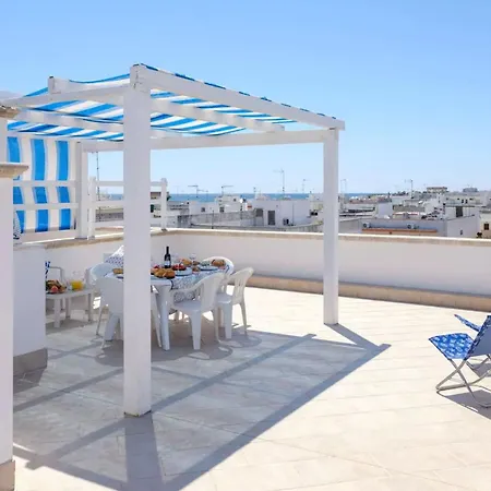 Emerald Sleeps 12 With Sea View * Porto Cesareo